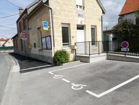 Nettoyage de la façade de la Mairie